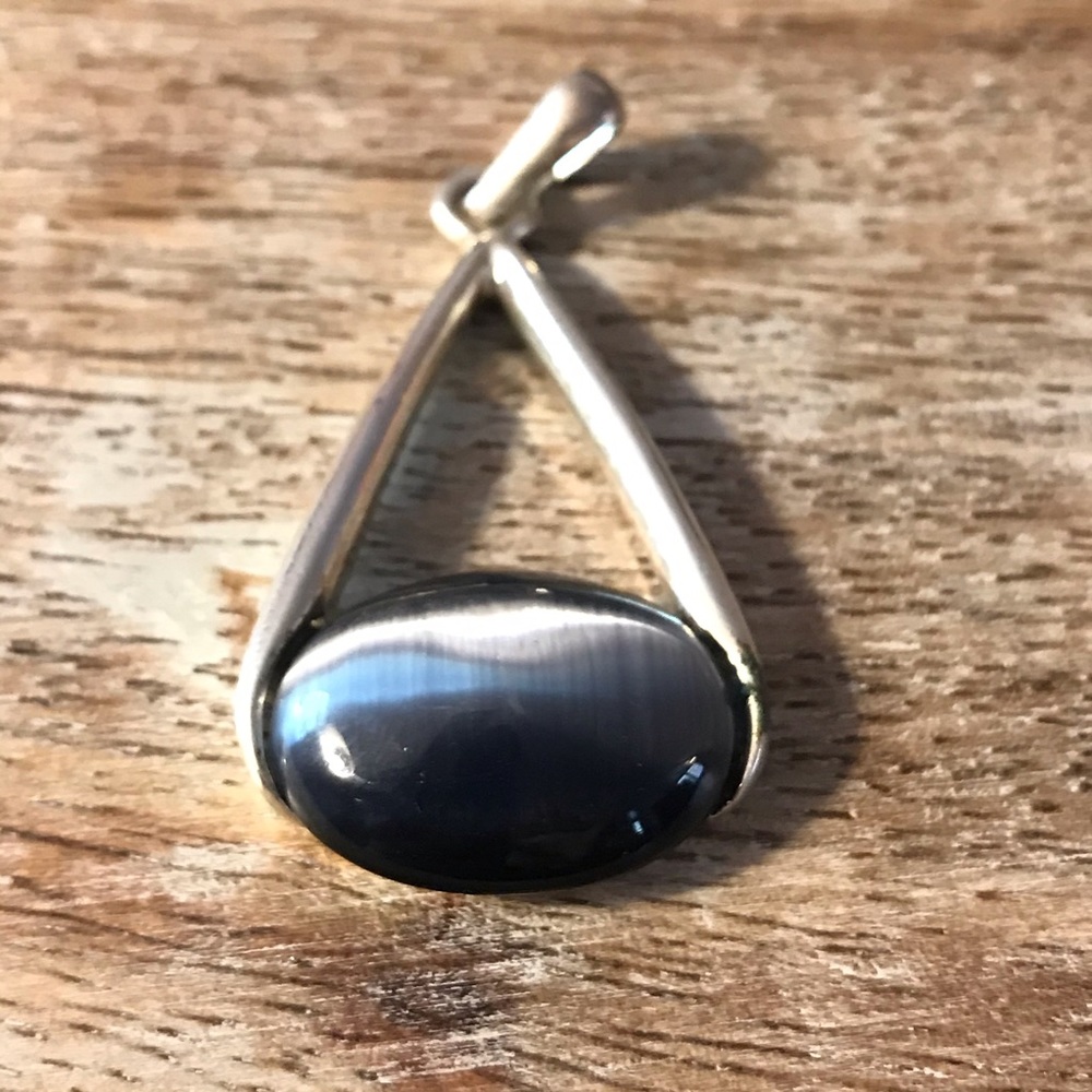 Gray Pendant Slide